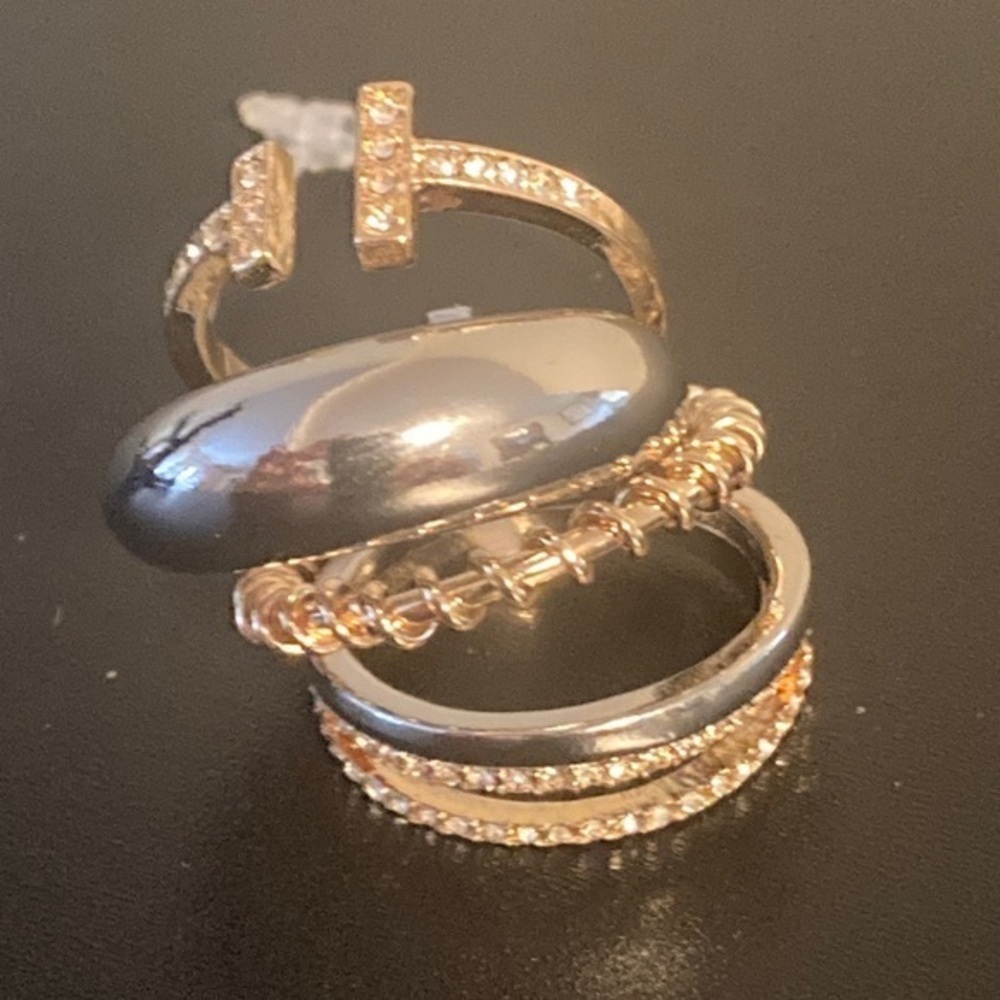 Elegant Gold and Silver Ring Set size 8